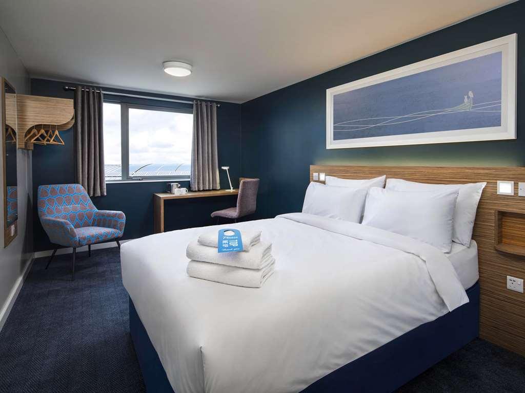Travelodge Wincanton Room photo